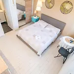 Apartman For 2 I 3 Min From I Close To Zadar