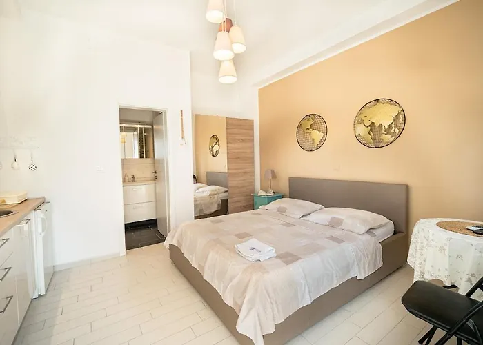 For 2 I 3 Min From I Close To Zadar Apartment *